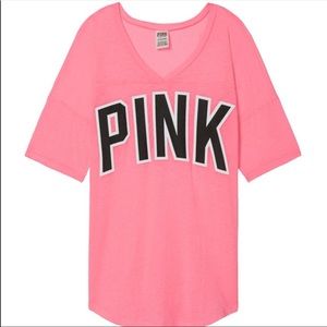 PINK bundle! Pink & Blue VS v neck boyfriend T